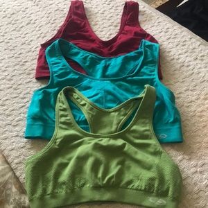 3 Sports bras